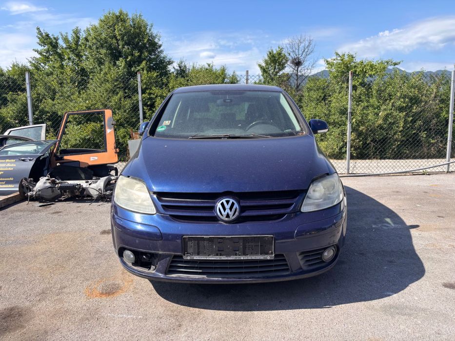 Volkswagen Golf Plus на части