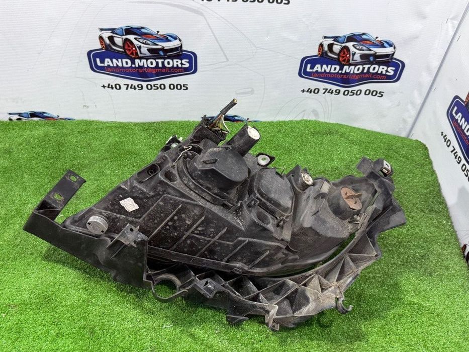 Far uk dreapta 2008 bmw 318i seria 3 e90 lci 2.0 benzina cod oem 63116942723 89311665 2011-2019