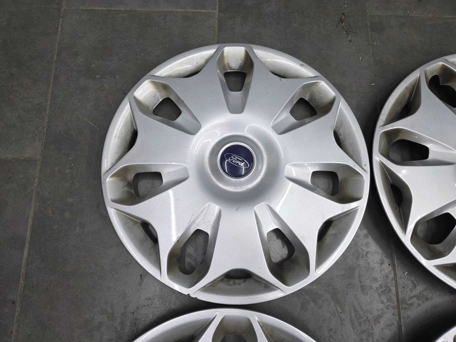 Тасове 16 - Ford -