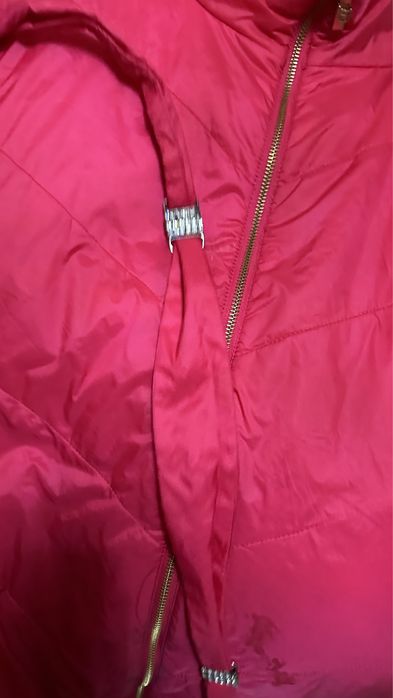 Продам куртку в отличном состоянии