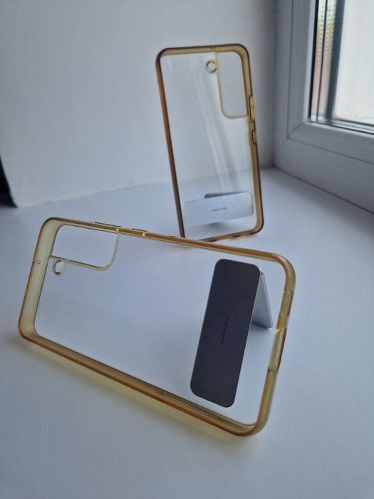 Чехол б/у на Samsung Galaxy s22