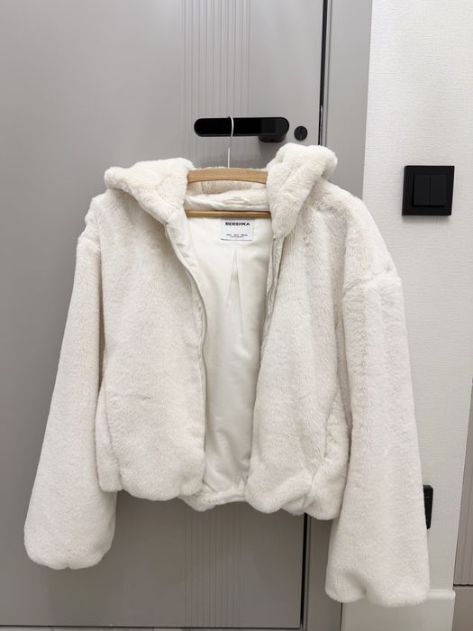 Bershka куртка размер S
