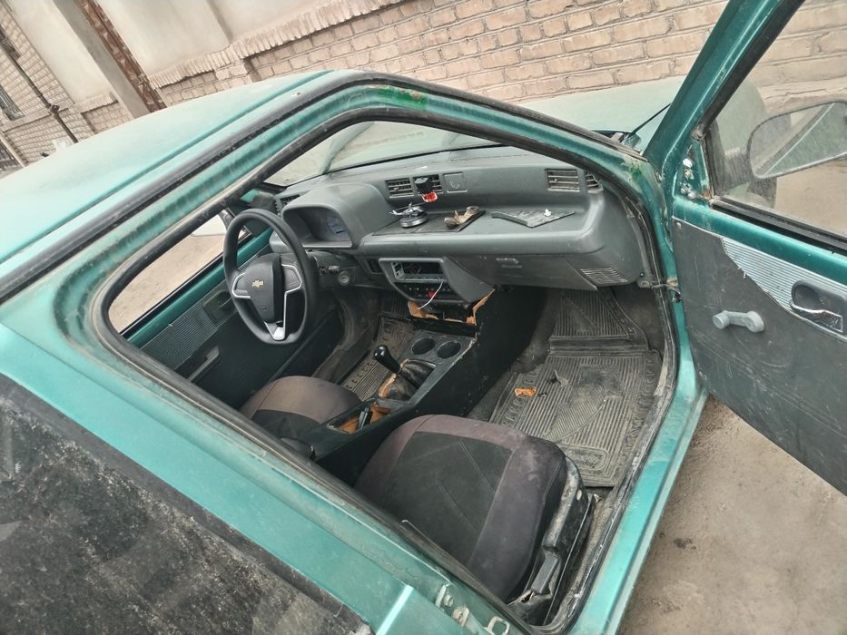 Mashina puliga loyiq