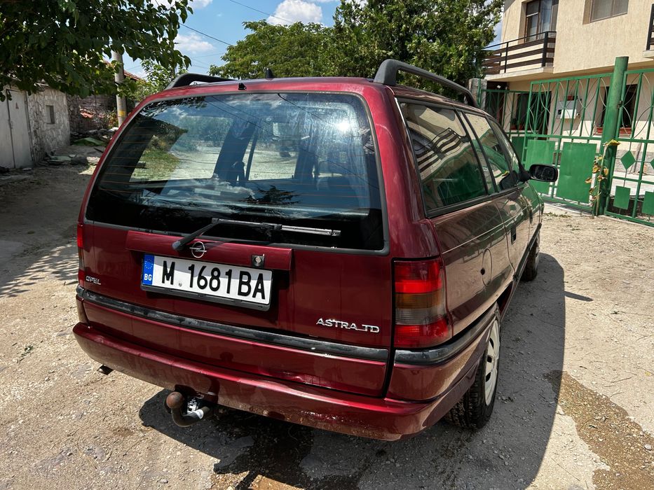 Опел Астра 1.7 TD / 1997г