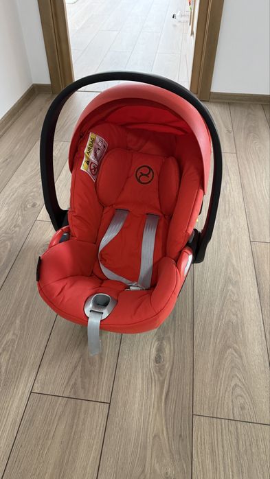 scoică auto Cybex Platinum - Cloud Z I-Size 0-24 luni