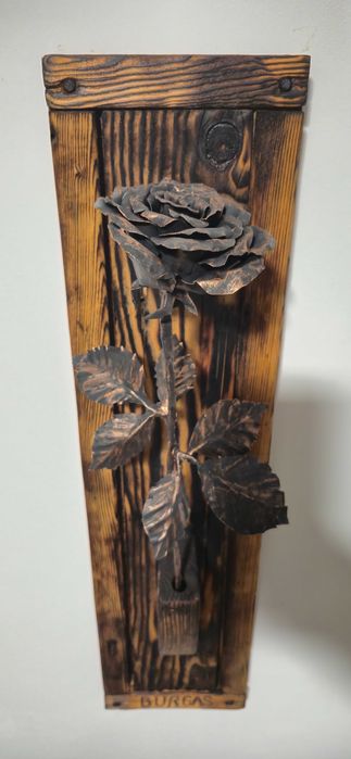 Ръчно изработени метални рози