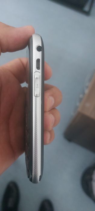 Телефон кнопочный новый