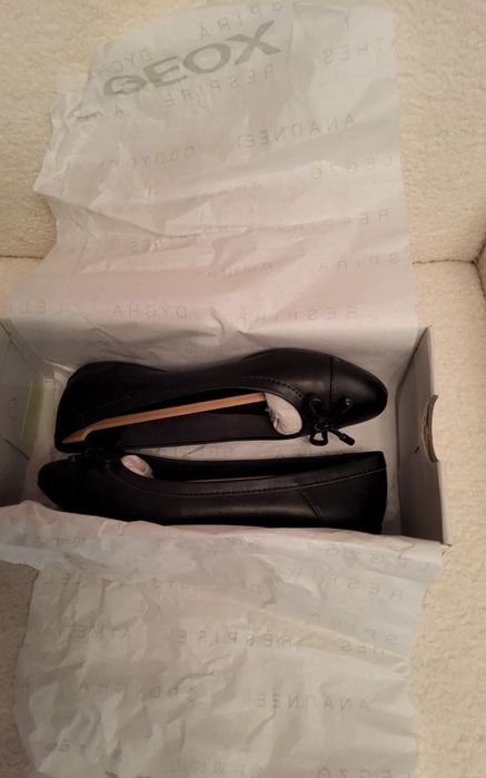 Balerini Geox noi mărimea 36