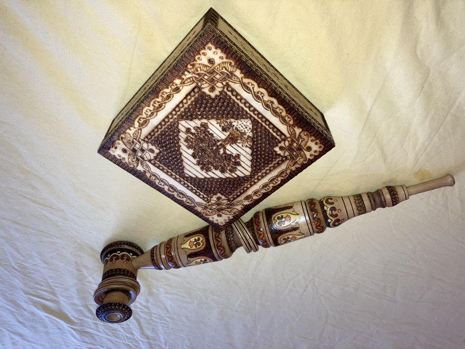 Дървена ретро кутия, ръчно правена. Чисто нова!