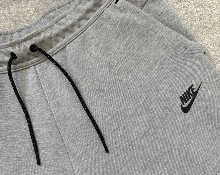 #EDITIE LIMITATĂ# Nike Tech Fleece Full Gri - Verificare Colet