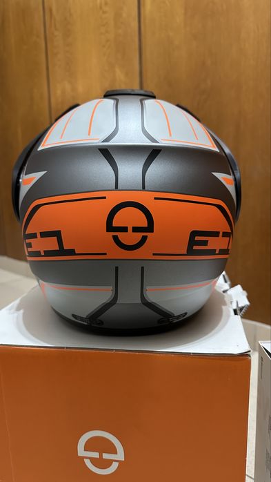 Мото каска Shuberth E1 + разговорно SENA.Размер М