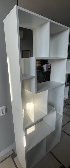 Етажерка за книги