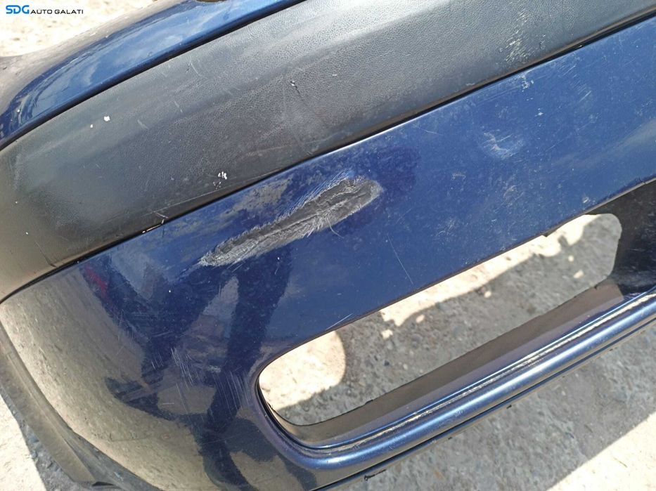 Bara Spoiler Fata Volkswagen Golf 4 1998 - 2005 Cod 1J0807221A [L0528]