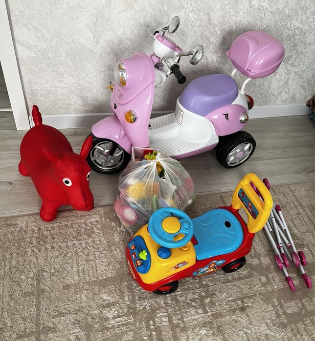 Детский игрушки все вместе 20000тг