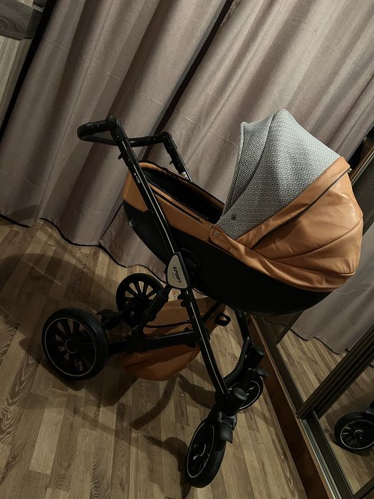 Продам коляску ANEX SPORT 3&1