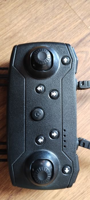 Vând dronă începatori