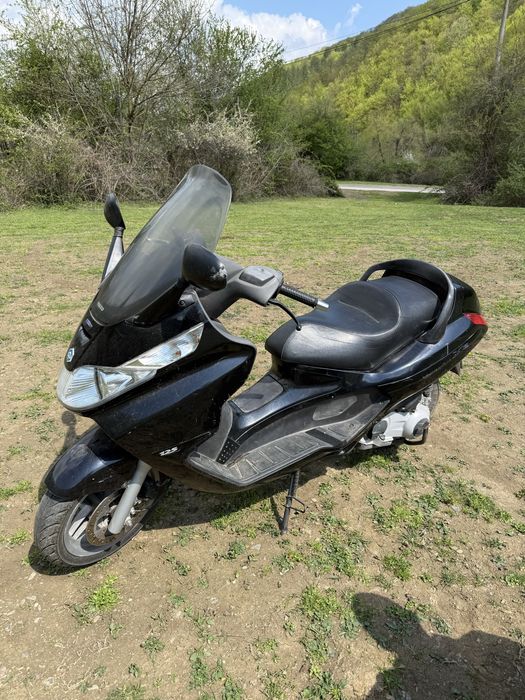 Скутер Piaggio X8
