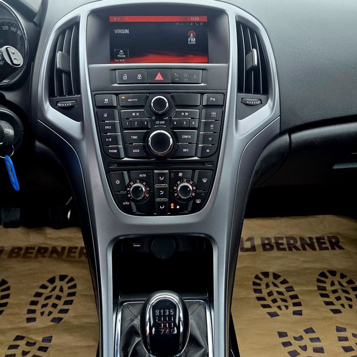 Opel Astra J     EURO 6