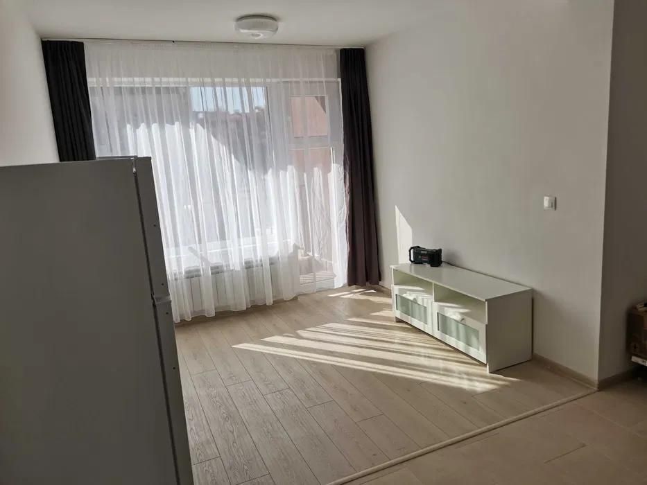 Дава се под наем Двустаен апартамент в София, Хиподрума - 70 кв.м за 786.93 € - Снимка #3