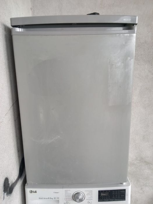 Минихолодильник сатылады