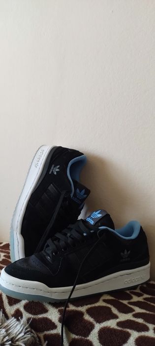 Adidas Originals mărimea 36 2/3 – ca noi, purtați doar de 2 ori