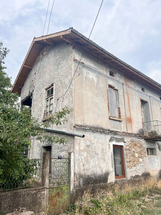 Продава се Къща в с. Петревене, Област Ловеч - 75 кв.м за 408 €/кв.м - Снимка #8