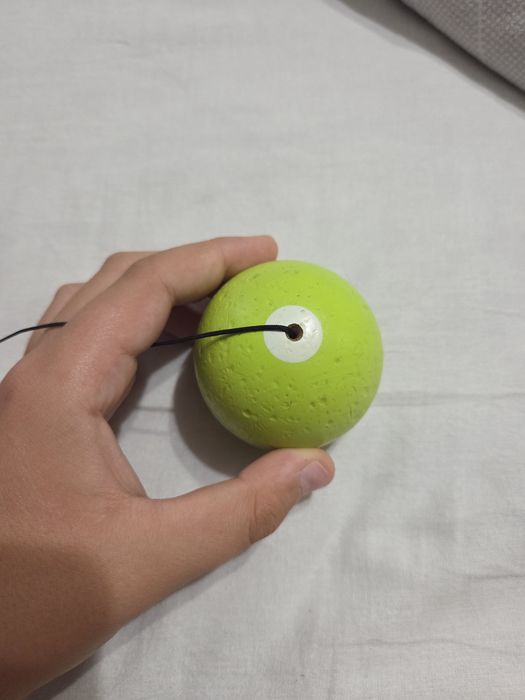 Kendama ( ken broken shape si tama one kendama)