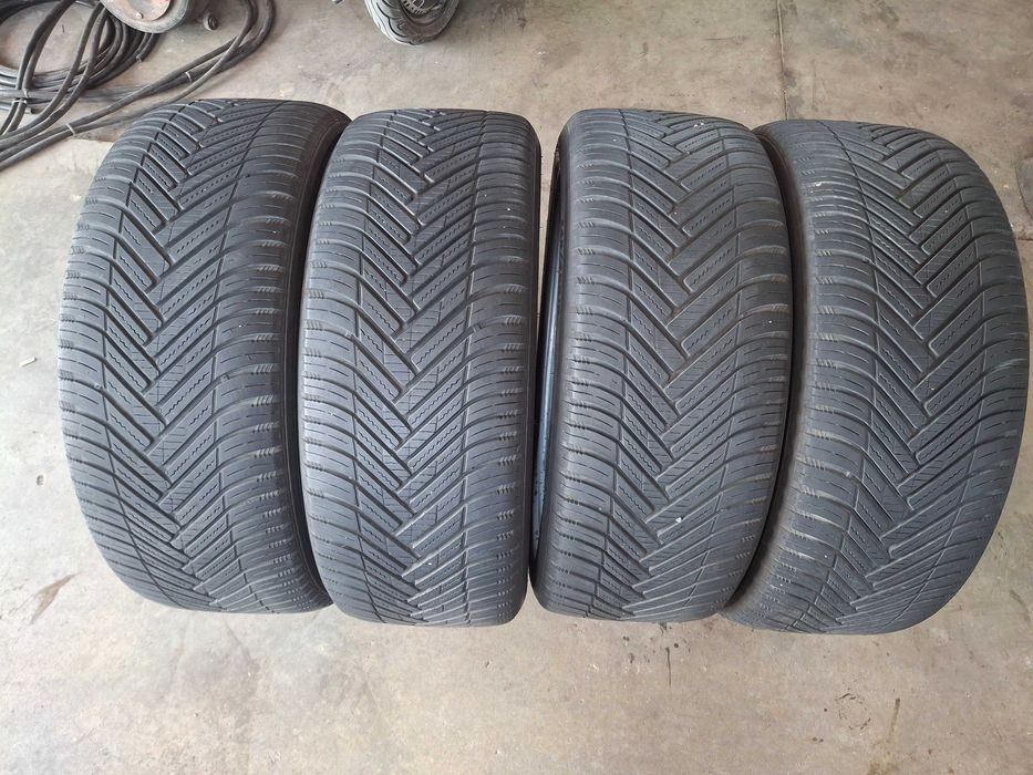 4бр. Всесезонни гуми 245/45/19 Hankook DOT 0123 0