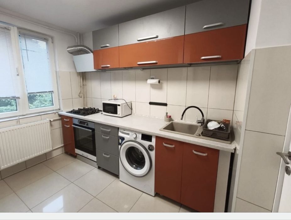 Inchiriez apartament 3 camere renovat si utilat complet