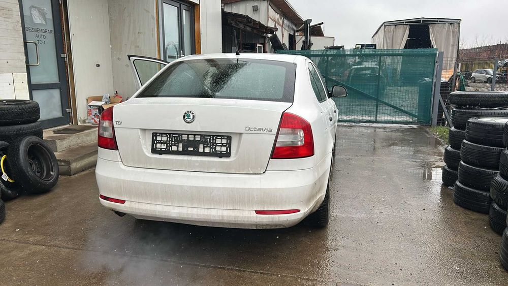 Motor, cutie si piese disponibile Skoda Octavia 2  2012 Sedan 1.6 CAYC