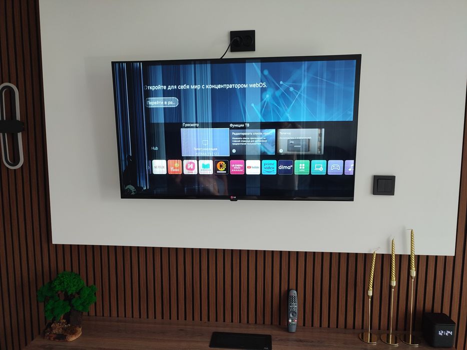 Продам телевизор LG Smart TV СРОЧНО

Продам телевизор LG с Smart TV и
