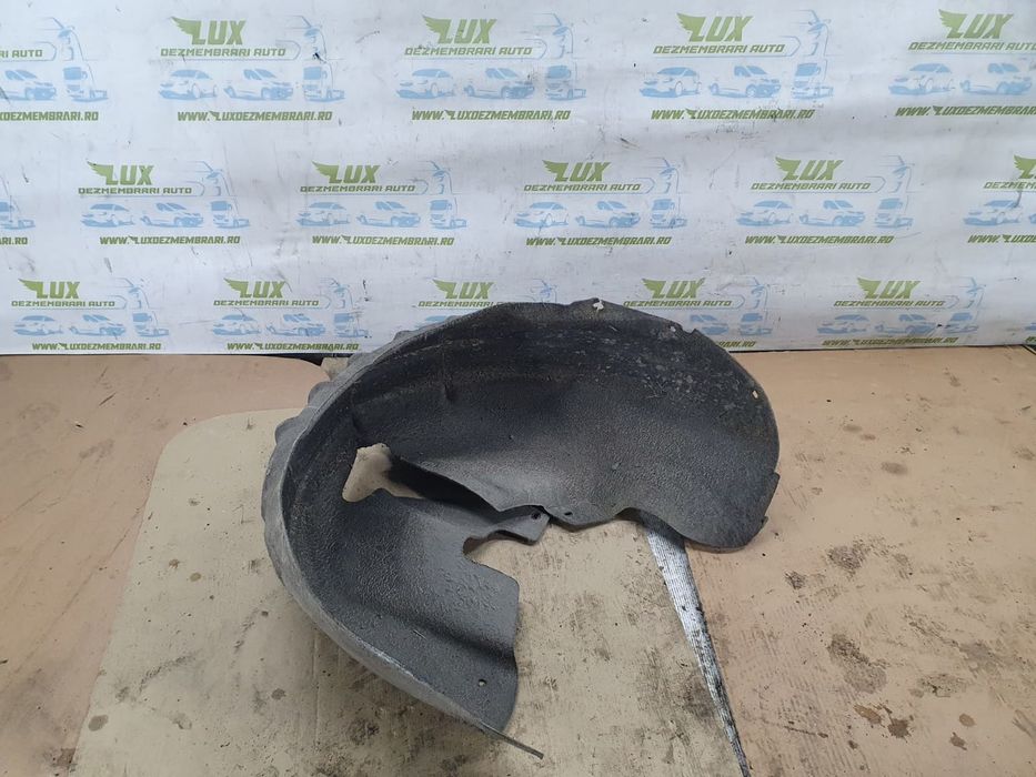 Carenaj roata stanga spate 5m0810971a Volkswagen Golf Plus 1 (2004 - 2009)