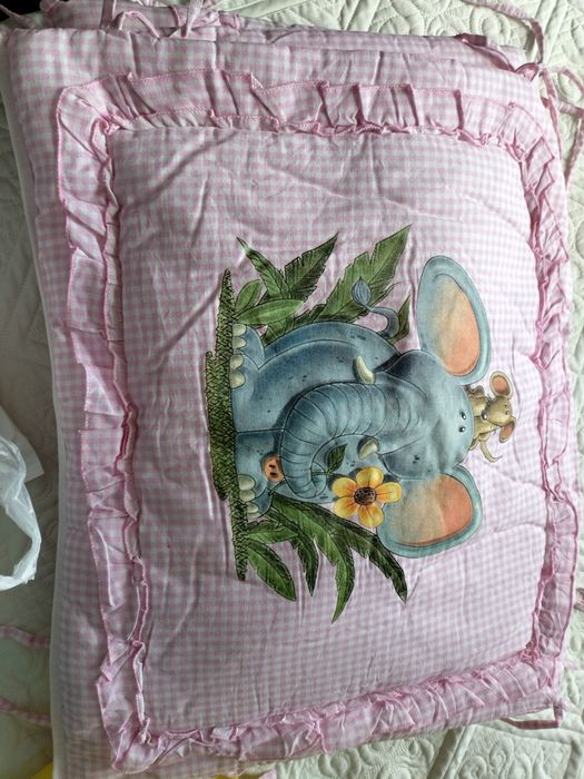 Продам  бортик  для детской кроватки