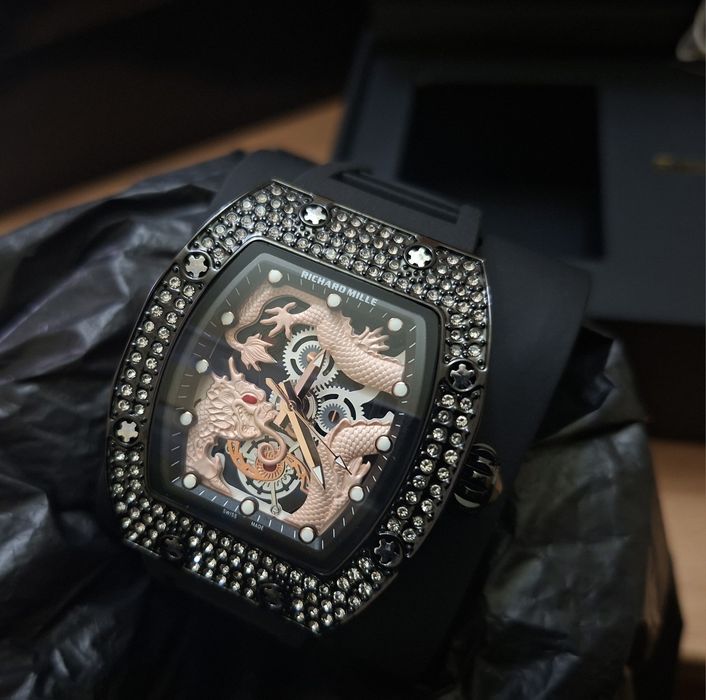 Чисто нов часовник Richard Mille