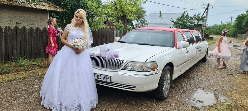 Limuzină de închiriat Vaslui Bacău Focșani barlad Braila Galati Buzau