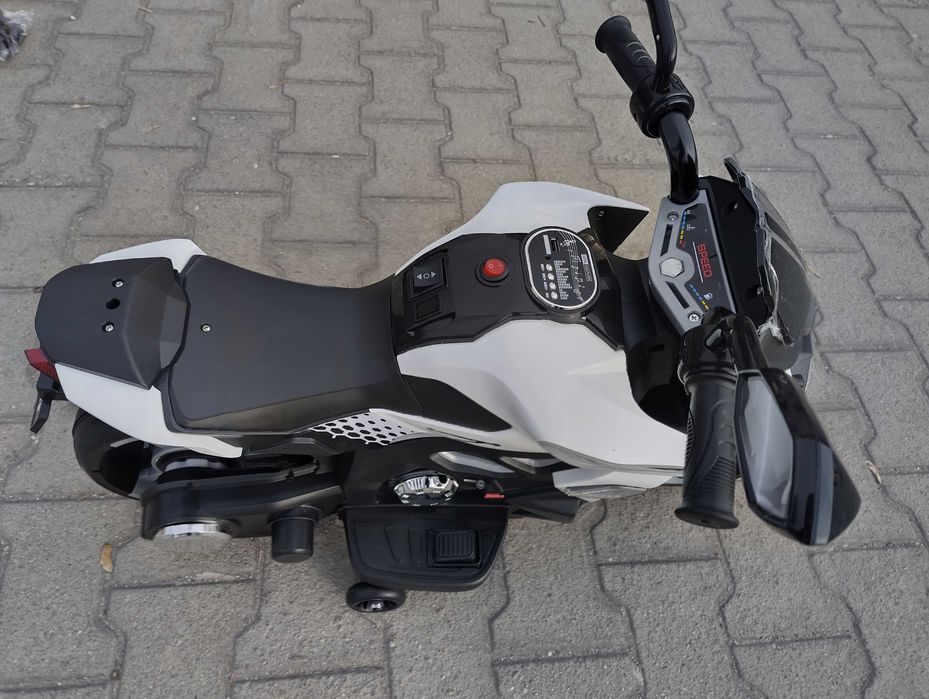 US Акумулаторен мотор HOUSTON бял