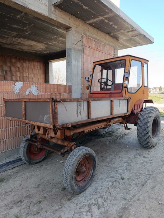 Т16М Самоходно шаси