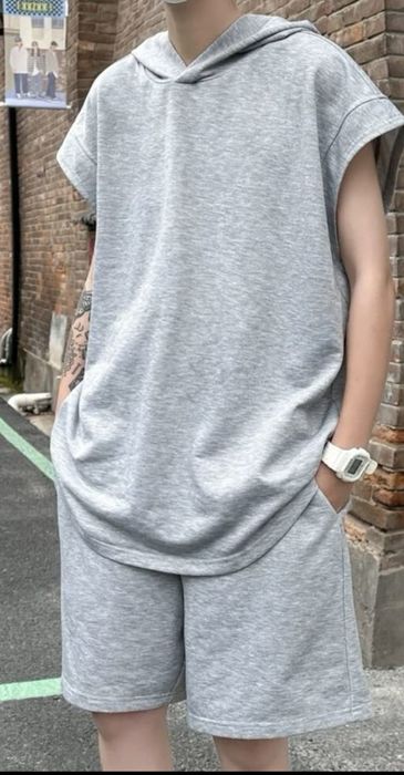 Современная одежда для молодых