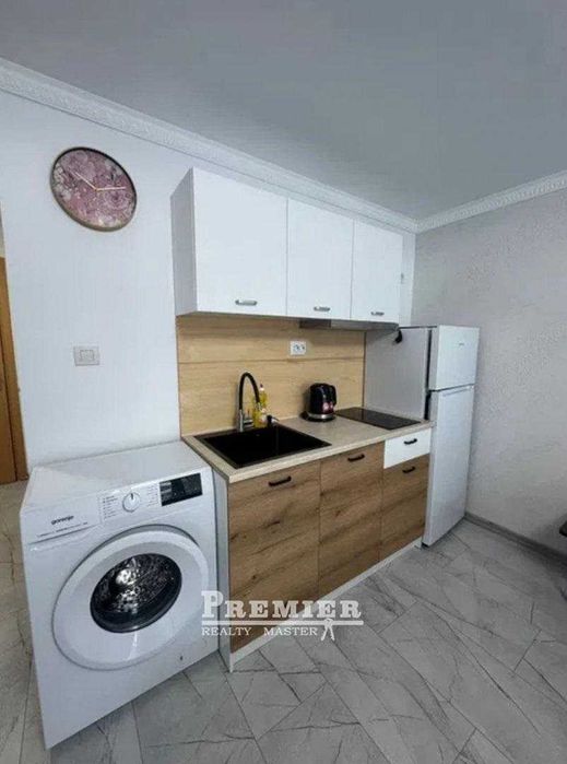 Просторно студио в централната част на Слънчев Бряг