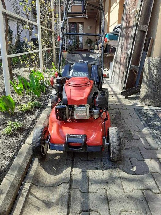 vand masina tuns iarba/gazon cu autopropulsie si pornire electrica