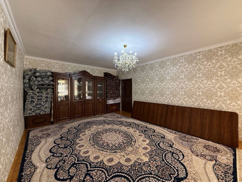 Шахар марказида 3 хонали квартира сотилади!