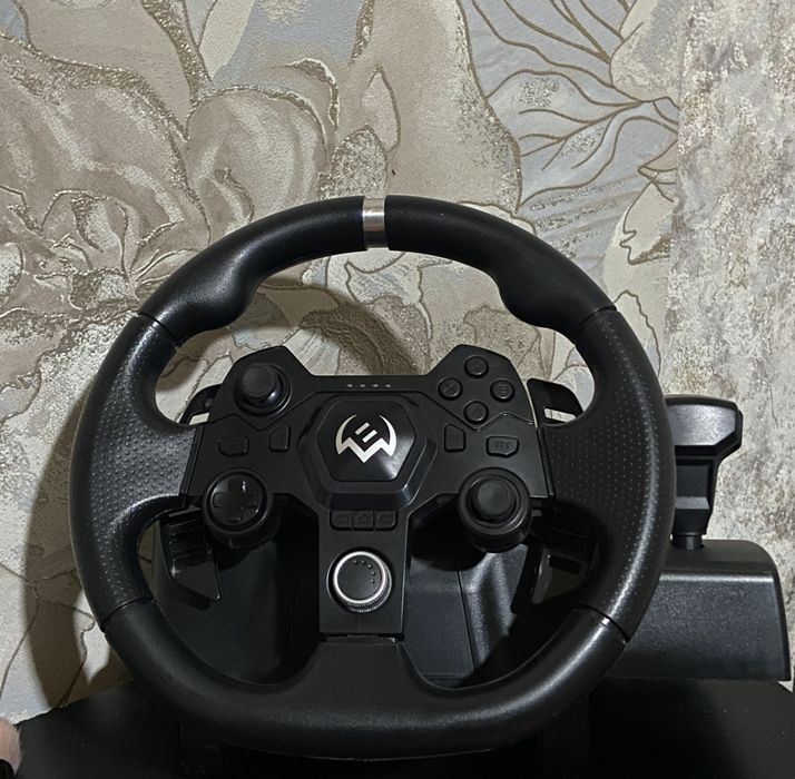 Продам Xbox One x