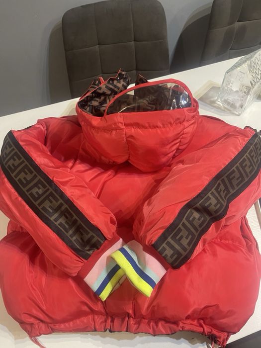 Уникално двулицево яке