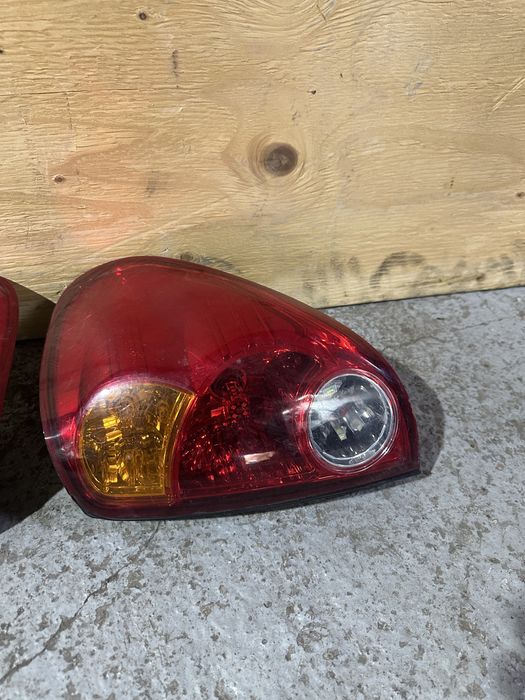 Задние фонари Mitsubishi L200