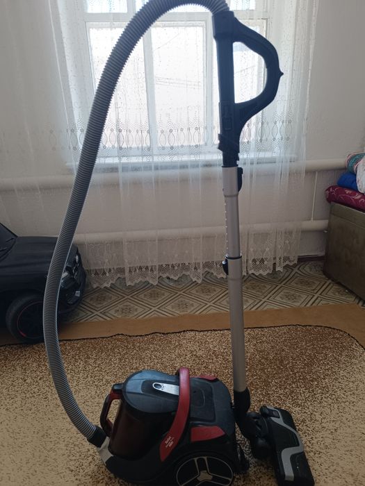 Продаю пылесос Tefal