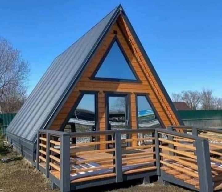 Vand cabane de gradina pentru locuit