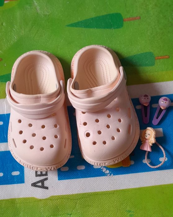 Тапочка не бәрі 500 тг