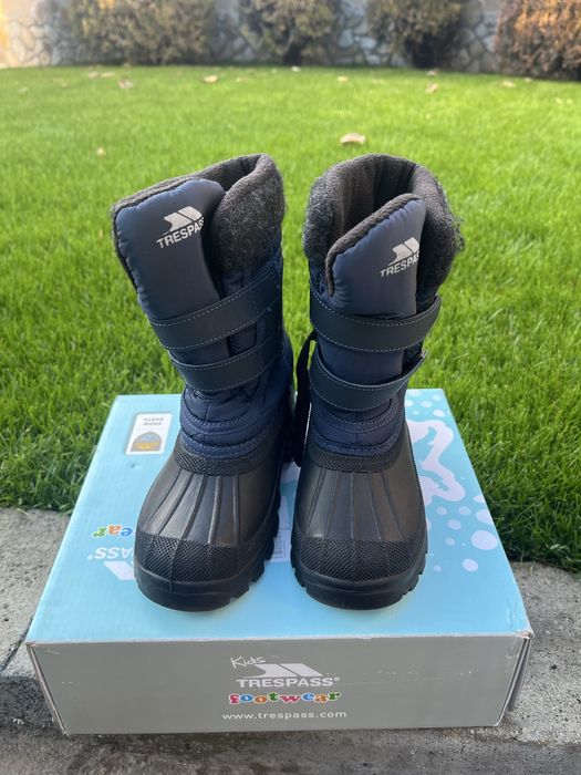 Детски апрески Geox