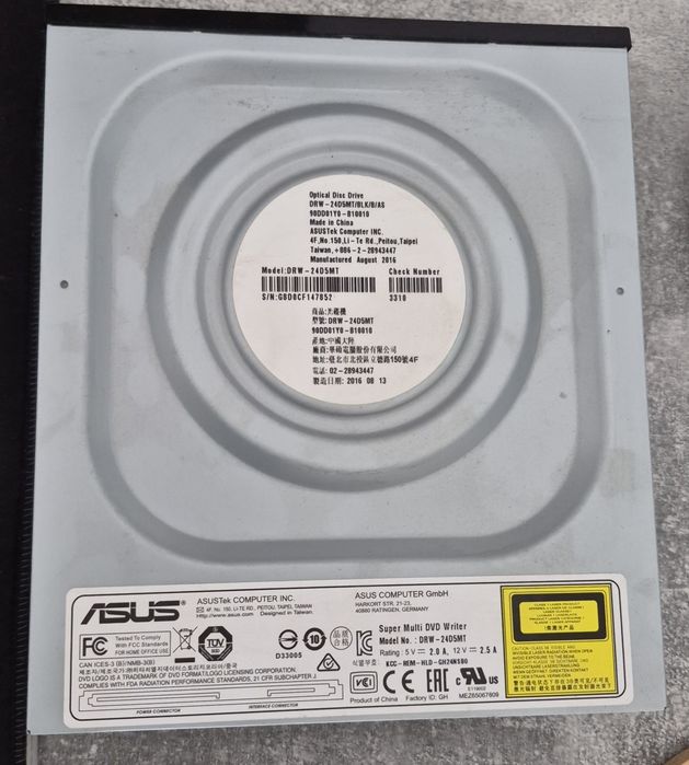 Unitatea Asus DRW 24D5MT