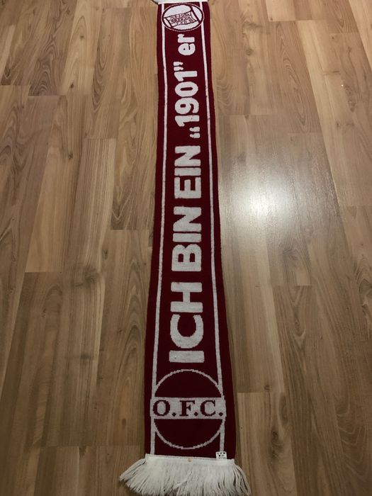 Спортен  вълнен фенски шал на ФК Офенбах Кикерс 1901